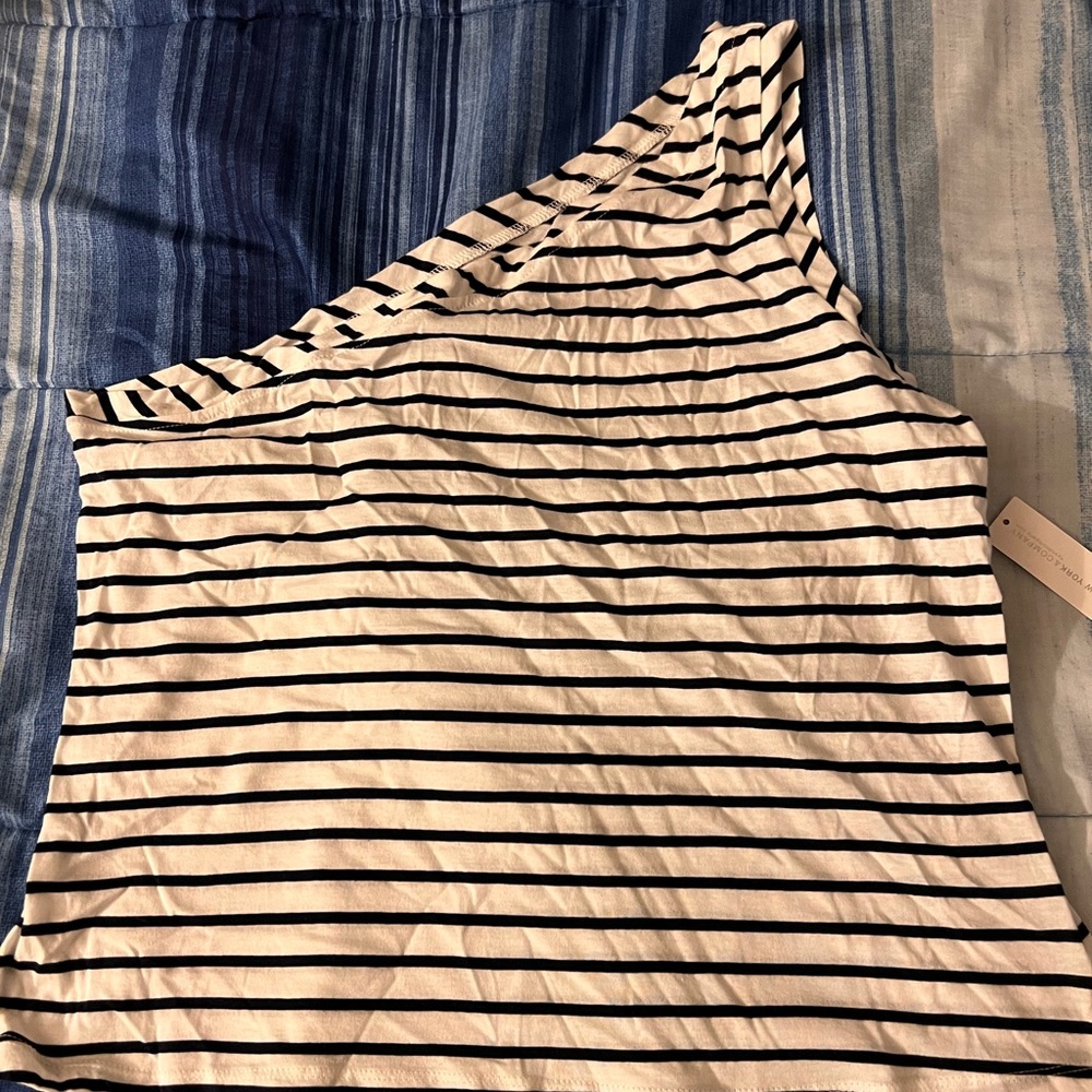 NY&CO one shoulder tops
